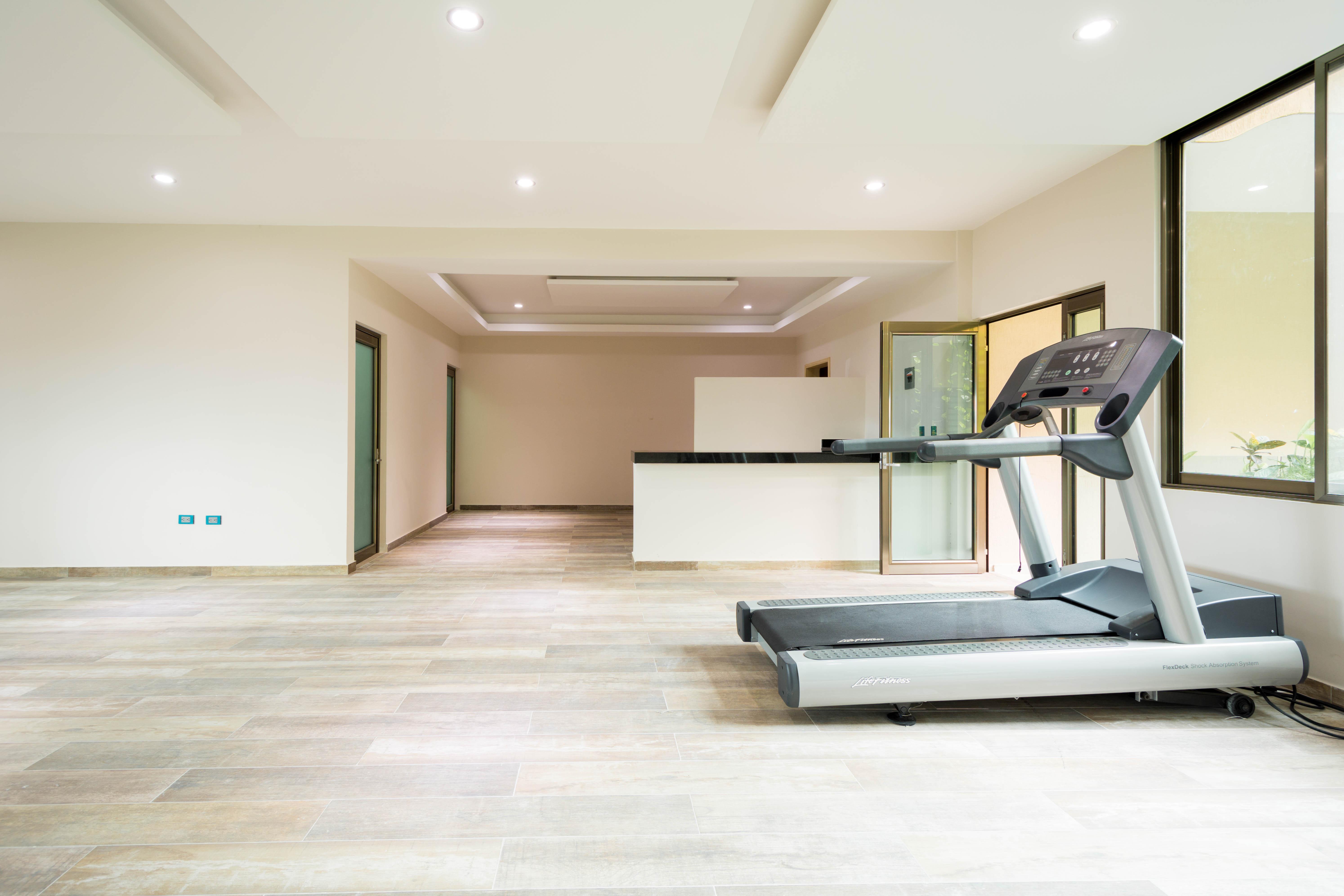 Palmarena Rooms & Residences - Long Stay Comfort With Parking, Sauna, Gym & Pool - Steps From 5Th Avenue Playa del Carmen Dış mekan fotoğraf